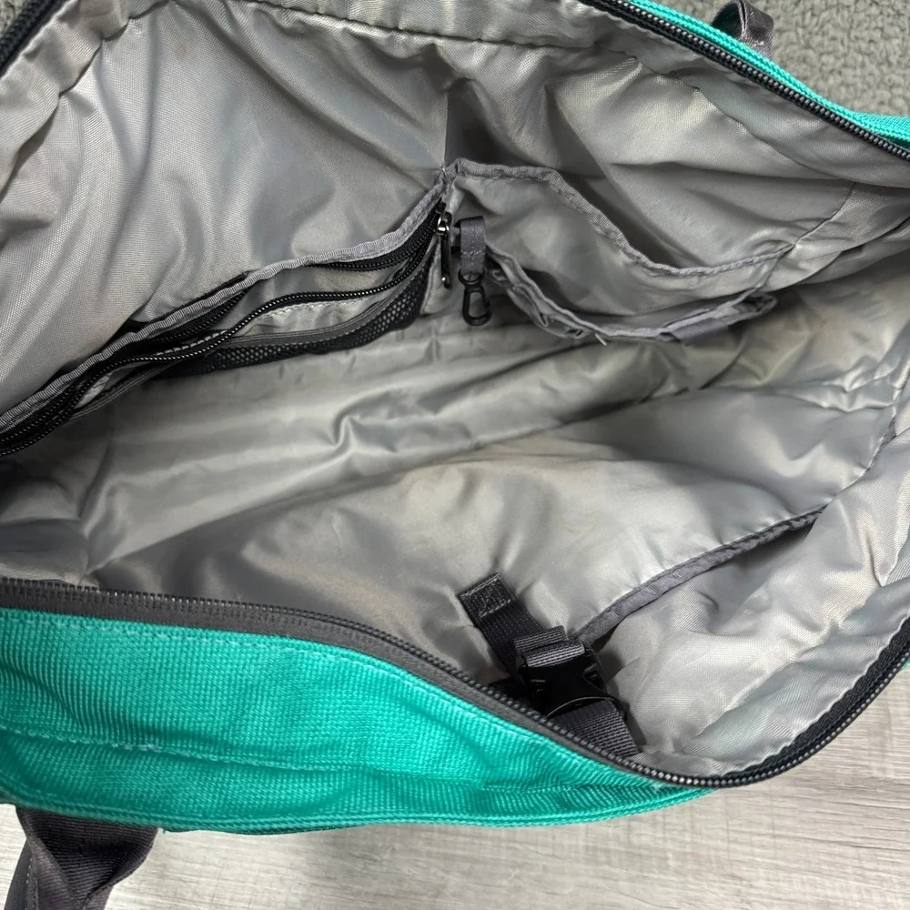 Patagonia Transport Tote 20L Green Laptop Bag Travel Briefcase Padded 49460‎
